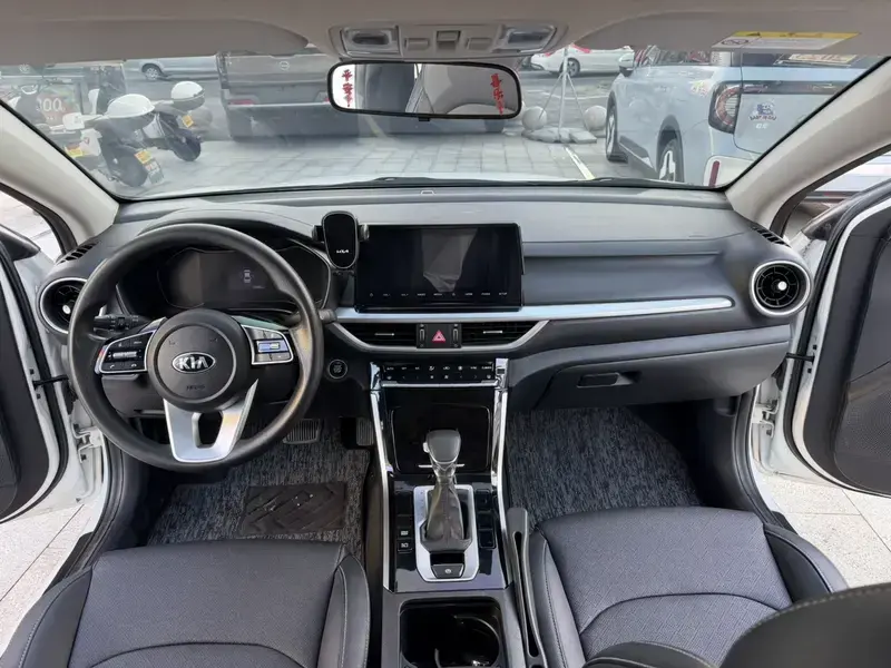 2021 Kia K3 с пробегом 70 000 км