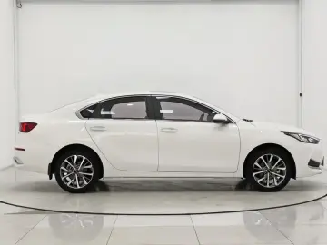 2021 Kia K3 с пробегом 42 900 км