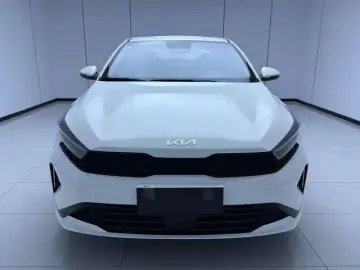 2023 Kia K3 с пробегом 100 км