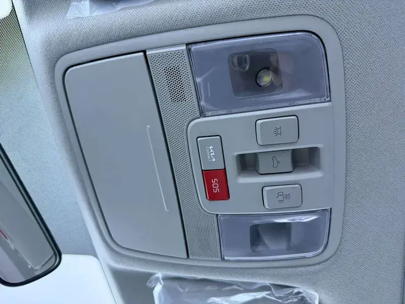 2023 Kia K3 с пробегом 100 км