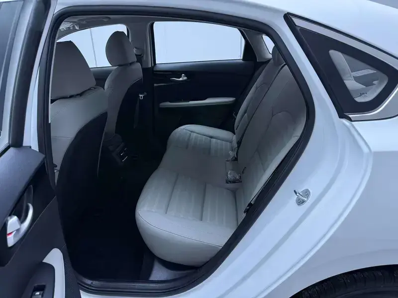 2023 Kia K3 с пробегом 100 км