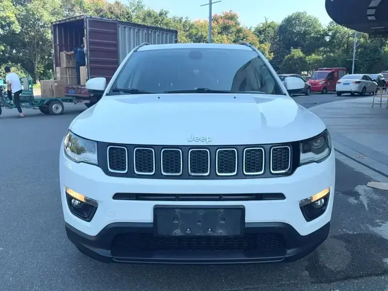 2019 Jeep Compass с пробегом 90 000 км