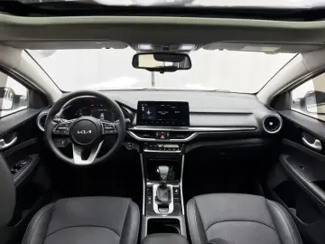 2021 Kia K3 с пробегом 59 000 км