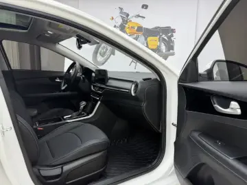 2021 Kia K3 с пробегом 59 000 км