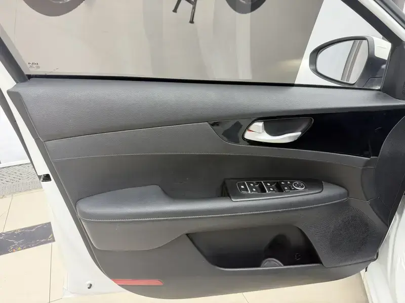 2021 Kia K3 с пробегом 59 000 км