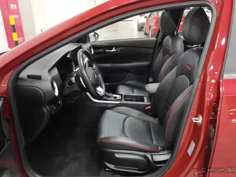 2019 Kia K3 с пробегом 39 500 км