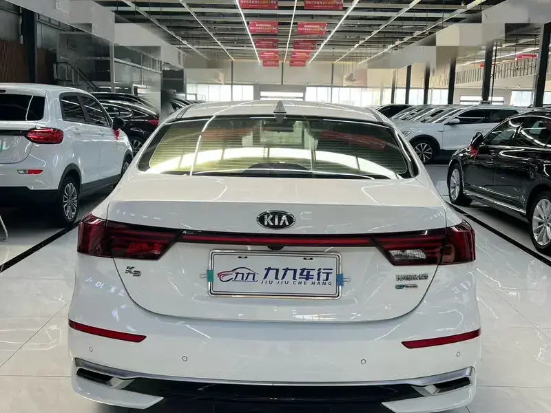 2020 Kia K3 с пробегом 74 000 км