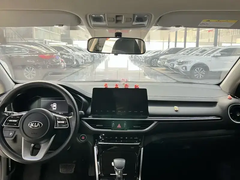 2020 Kia K3 с пробегом 74 000 км