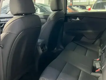 2020 Kia K3 с пробегом 74 000 км