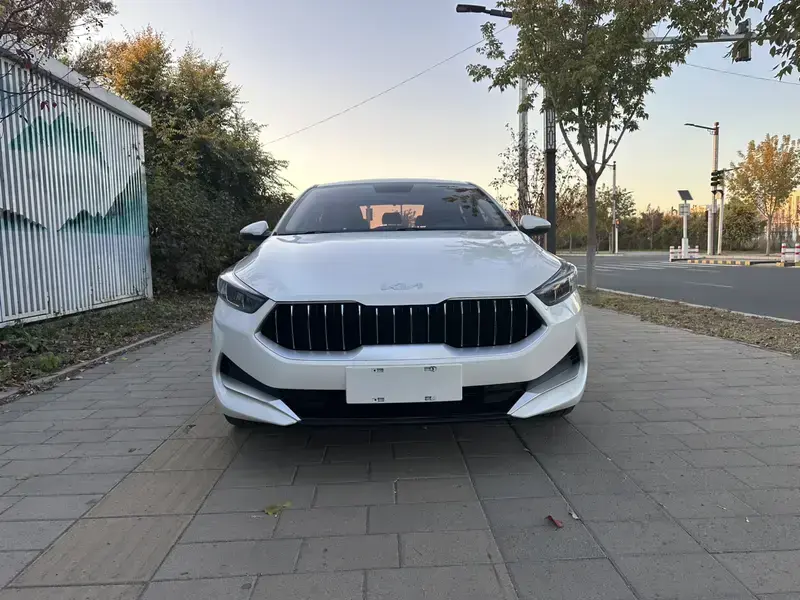 2021 Kia K3 с пробегом 32 000 км