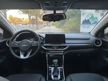 2021 Kia K3 с пробегом 32 000 км
