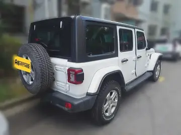 2019 Jeep Wrangler с пробегом 74 500 км