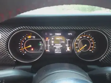 2019 Jeep Wrangler с пробегом 74 500 км