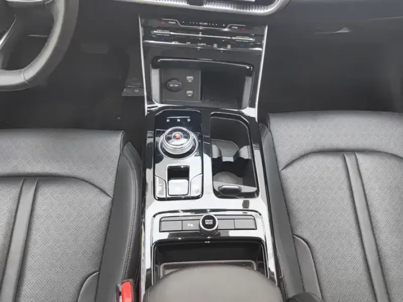 2021 Kia K5 с пробегом 6 000 км