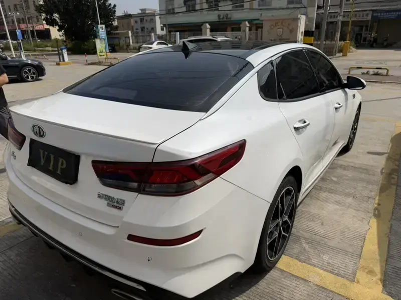 2019 Kia K5 с пробегом 76 000 км