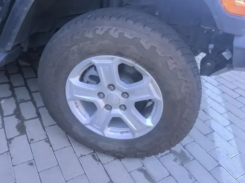 2019 Jeep Wrangler с пробегом 86 000 км
