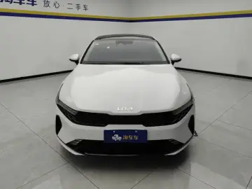 2021 Kia K5 с пробегом 24 000 км