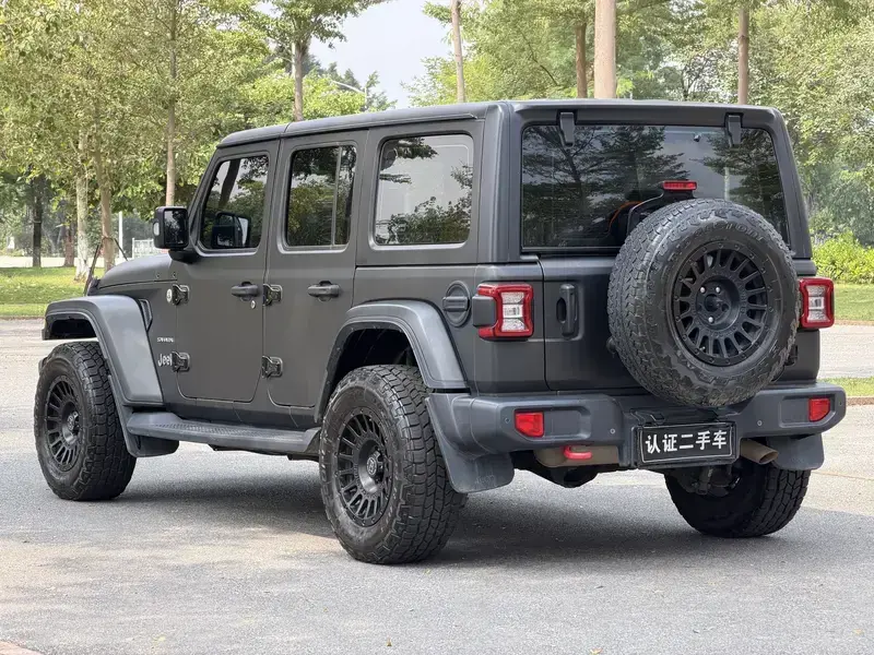 2019 Jeep Wrangler с пробегом 126 000 км