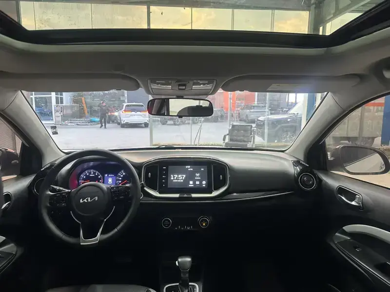 2021 Kia KX1 с пробегом 11 500 км
