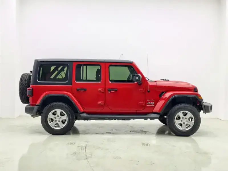 2021 Jeep Wrangler с пробегом 69 800 км