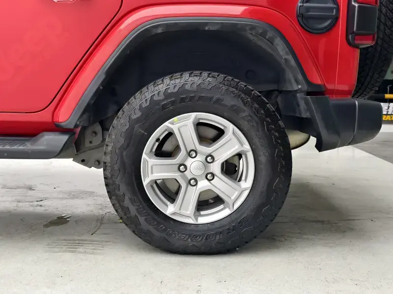 2021 Jeep Wrangler с пробегом 69 800 км