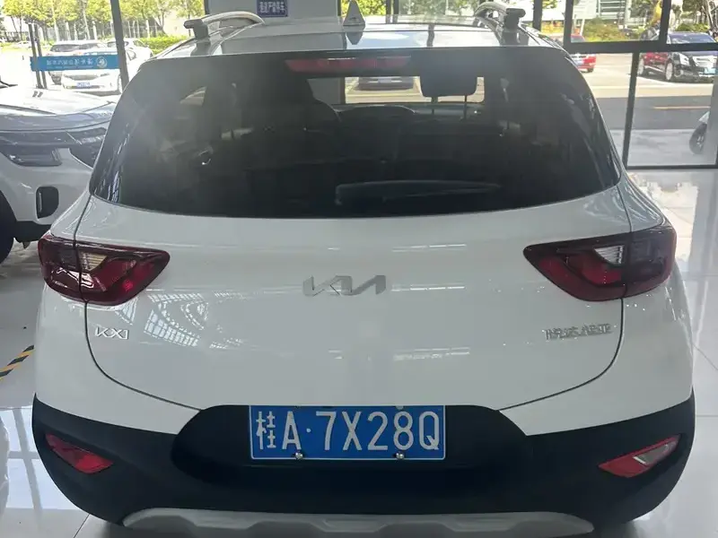 2026 Kia KX1 с пробегом 10 000 км