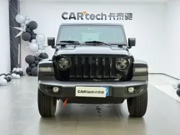2022 Jeep Wrangler с пробегом 41 000 км