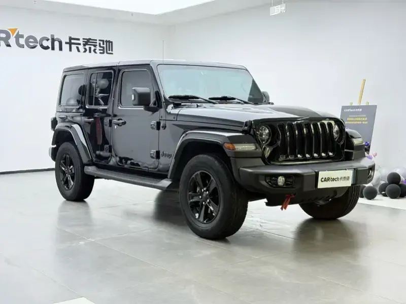 2022 Jeep Wrangler с пробегом 41 000 км