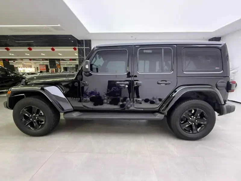 2022 Jeep Wrangler с пробегом 41 000 км