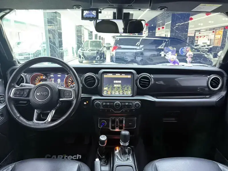 2022 Jeep Wrangler с пробегом 41 000 км