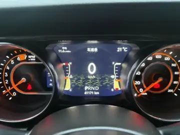 2022 Jeep Wrangler с пробегом 41 000 км