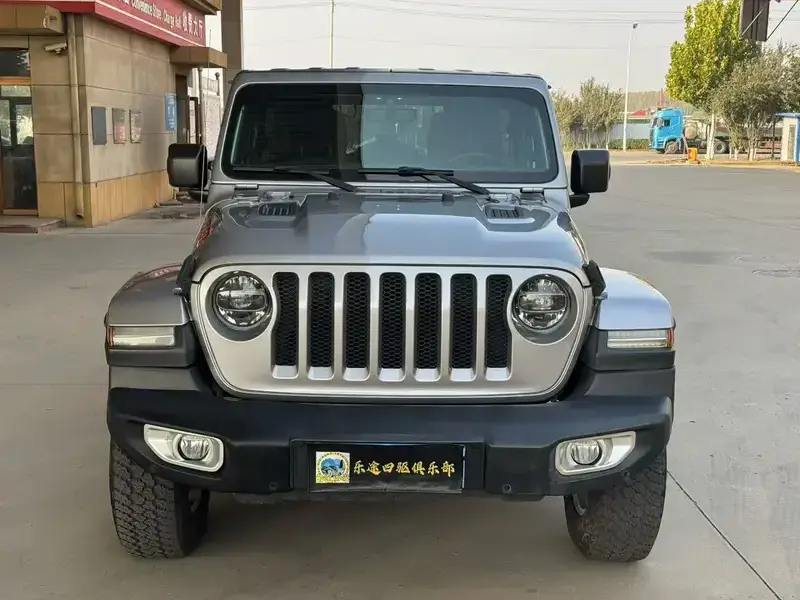 2021 Jeep Wrangler с пробегом 78 000 км