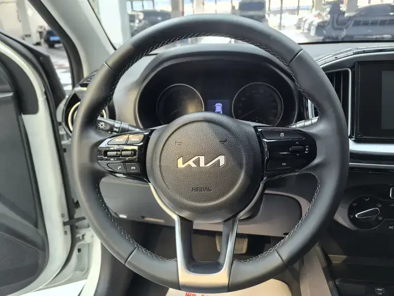 2021 Kia KX1 с пробегом 6 500 км