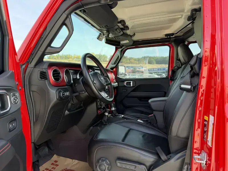 2021 Jeep Wrangler с пробегом 50 000 км