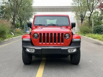 2021 Jeep Wrangler с пробегом 63 000 км