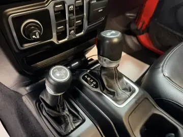 2021 Jeep Wrangler с пробегом 63 000 км