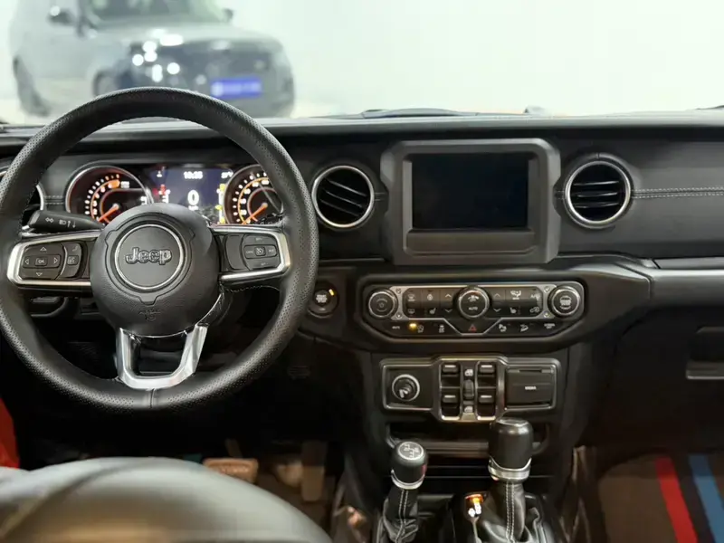 2019 Jeep Wrangler с пробегом 75 000 км