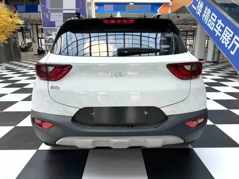 2021 Kia KX1 с пробегом 14 000 км