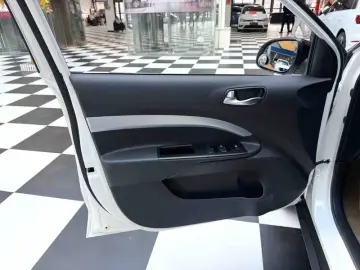 2021 Kia KX1 с пробегом 14 000 км