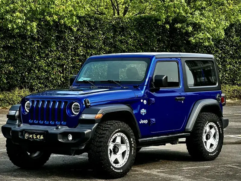 2020 Jeep Wrangler с пробегом 43 000 км
