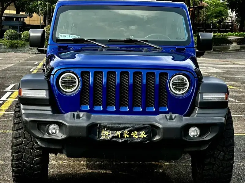 2020 Jeep Wrangler с пробегом 43 000 км