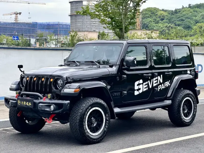 2021 Jeep Wrangler с пробегом 62 000 км