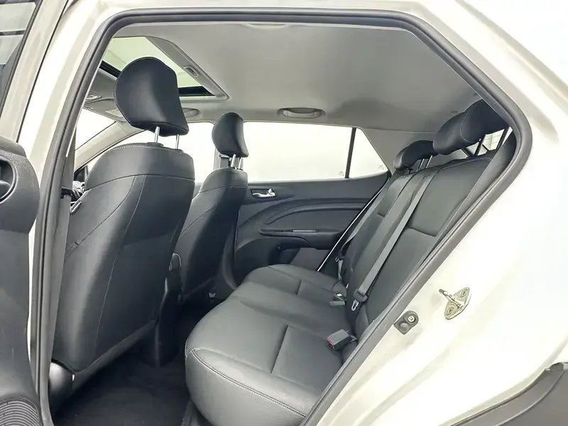 2021 Kia KX1 с пробегом 35 000 км