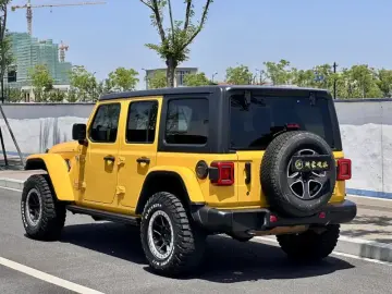 2019 Jeep Wrangler с пробегом 90 000 км