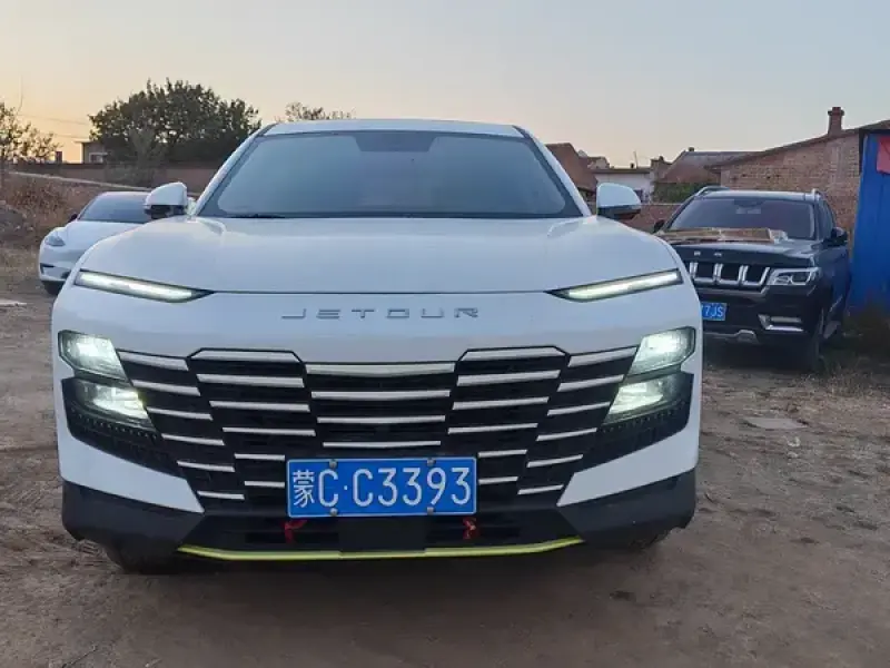 2024 JETOUR DASHING с пробегом 13 000 км