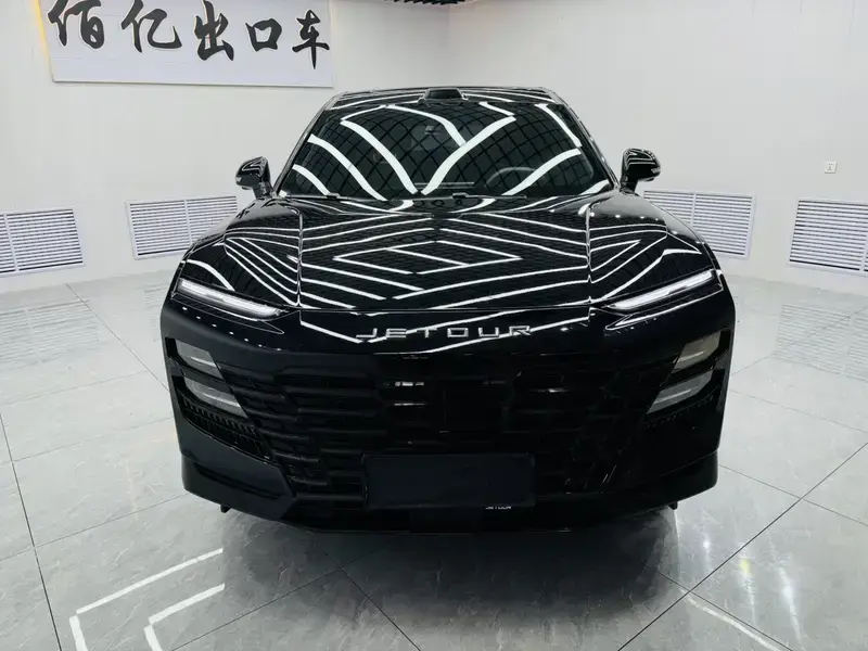 2023 JETOUR DASHING с пробегом 18 000 км