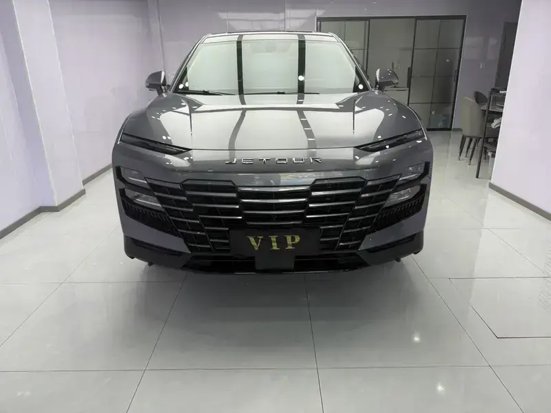 2023 JETOUR DASHING с пробегом 23 000 км