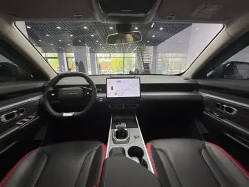 2023 JETOUR DASHING с пробегом 23 000 км