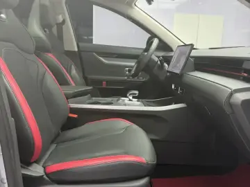 2023 JETOUR DASHING с пробегом 23 000 км