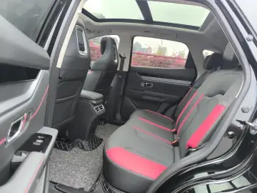 2025 JETOUR DASHING с пробегом 13 000 км